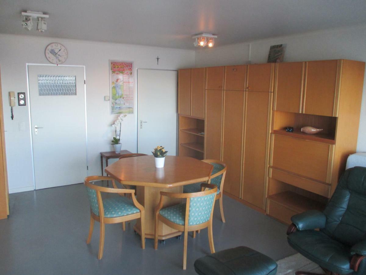 Studio On The Beach With Sea View Миделкерке Екстериор снимка